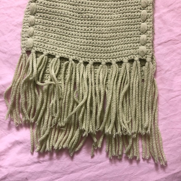 Talbots Green Knit Scarf w/ Tassels - Picture 2 of 4